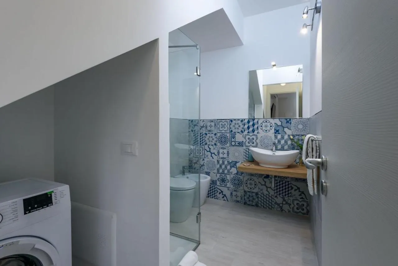 Pf Luce Del Mare Comfort Apartment 산비토로카포 펜션